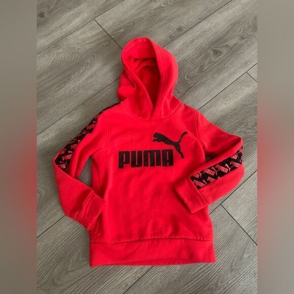 Puma and old Navy boys size 4/4T sweater bundle of 2 - Picture 1 of 4